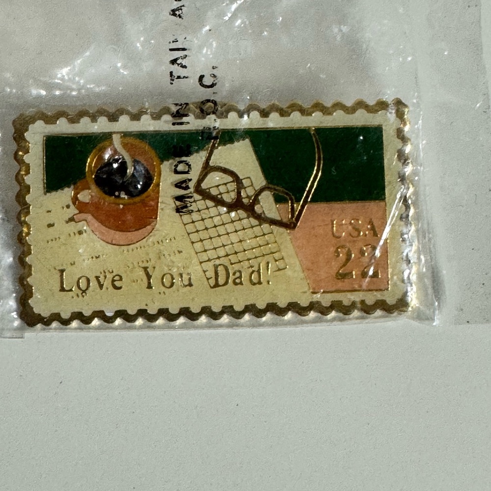 Vintage 'Love You‎ Dad' Stamp Pin